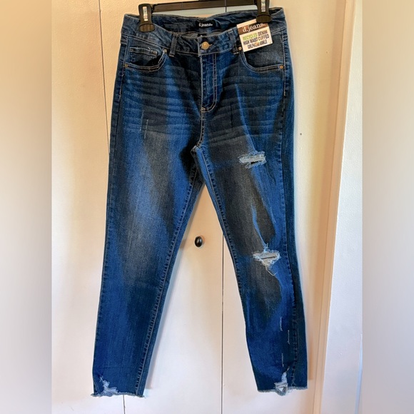 Women’s Ripped jeans - Picture 1 of 4